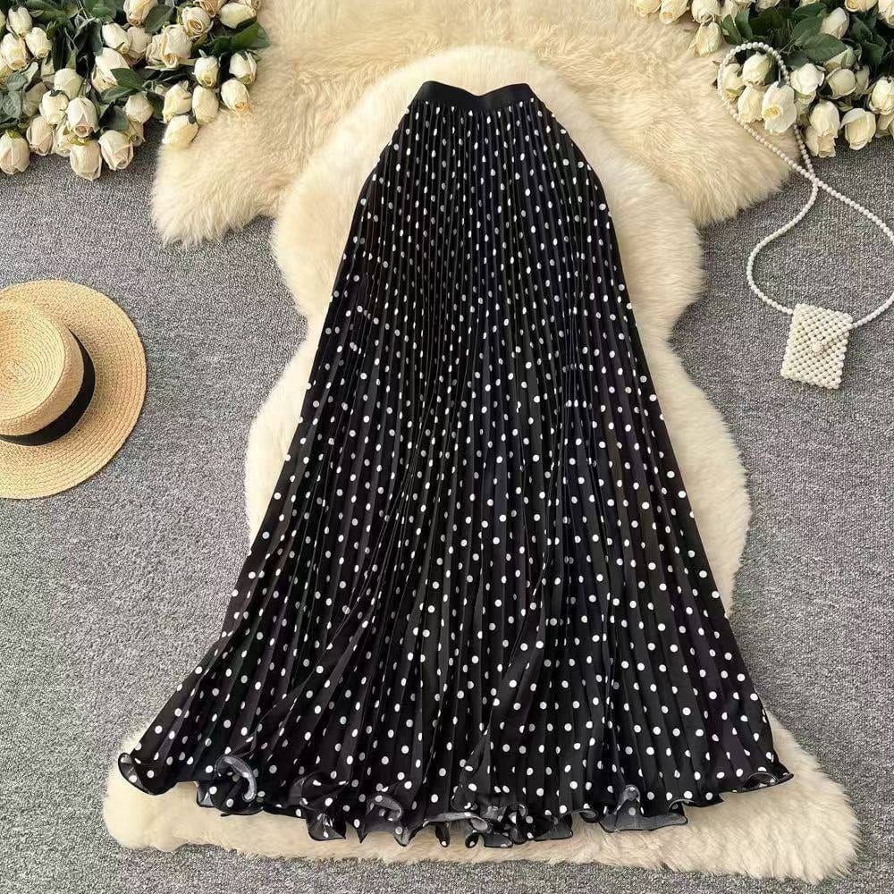Black and white pleated polka dot maxi skirt