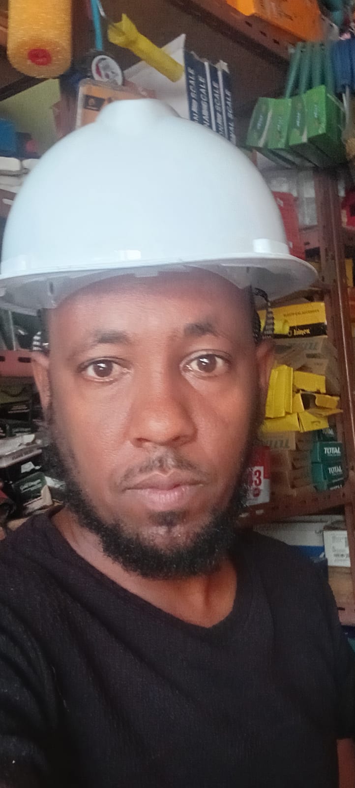 4" የውሀሞተር ሸራ እና ሆዝ አለው