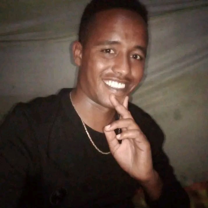 915465310