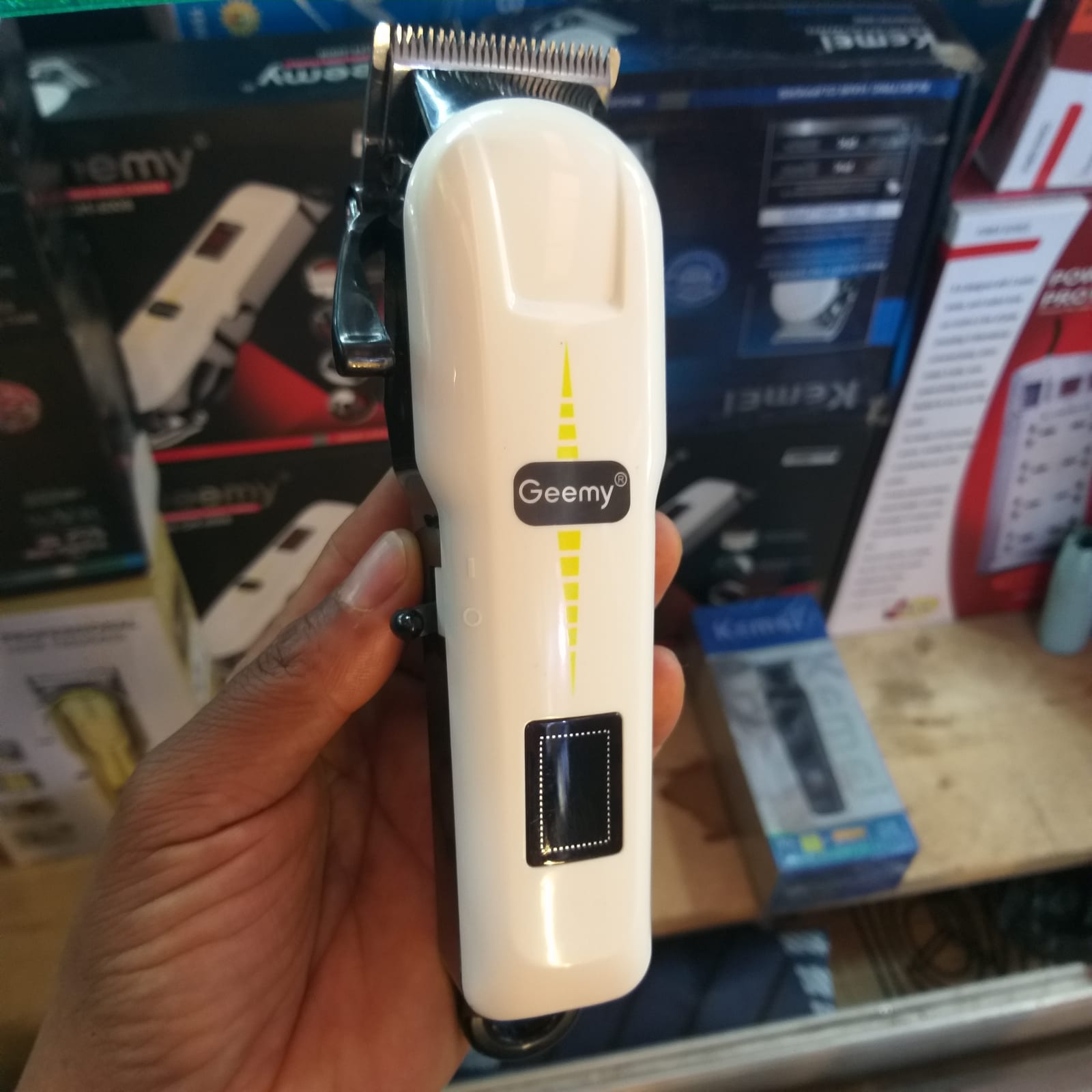 Plillps shaver